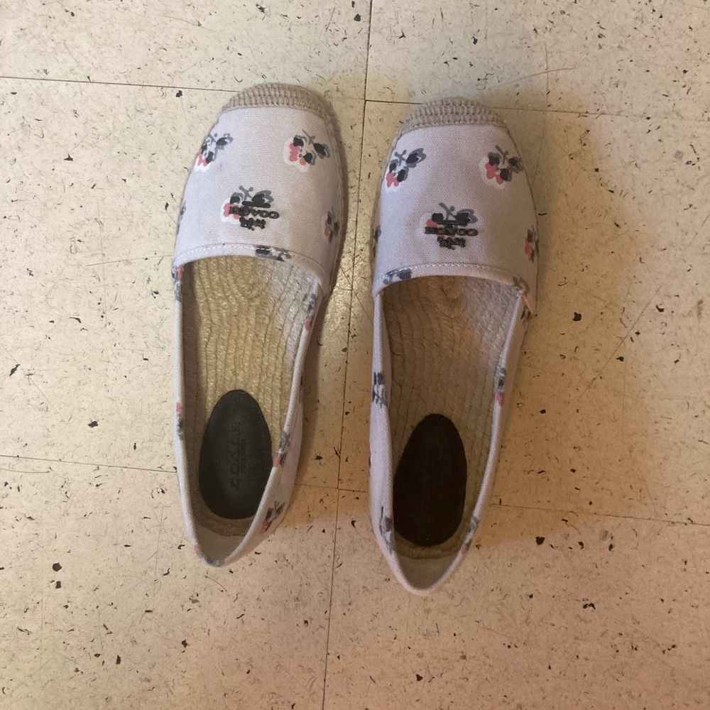 Coach Rhodelle Vintage Floral Espadrilles Ivory.  Size 8M.